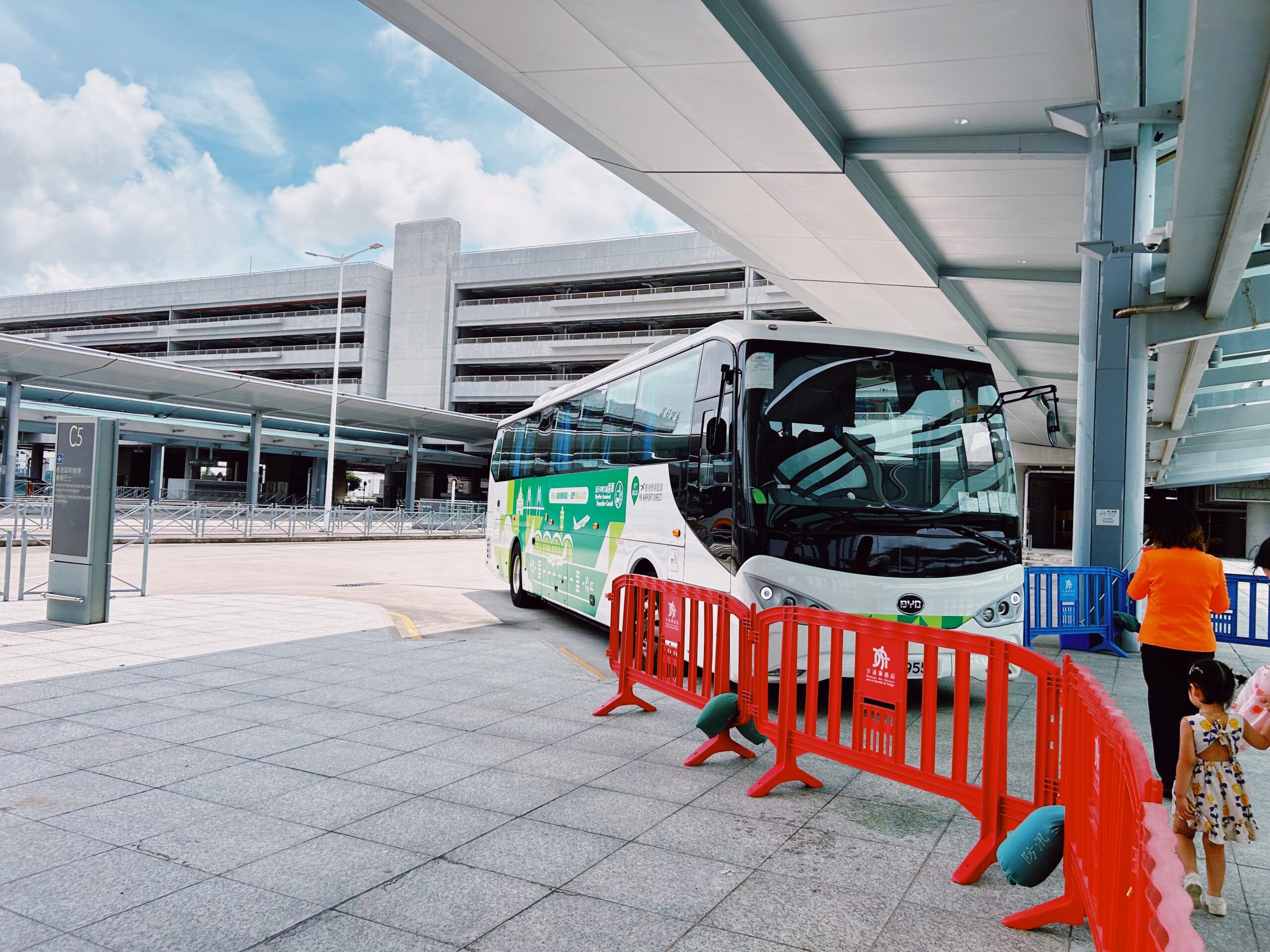 マカオから香港空港へのダイレクトバス